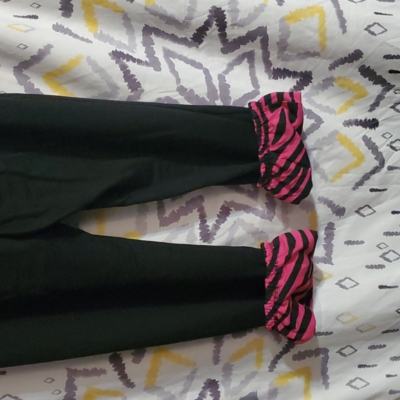 Miss Chievous brand Women's Stretchy Pants Size Medium - Picture 5 of 5